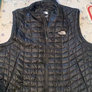 Men’s North Face Vest